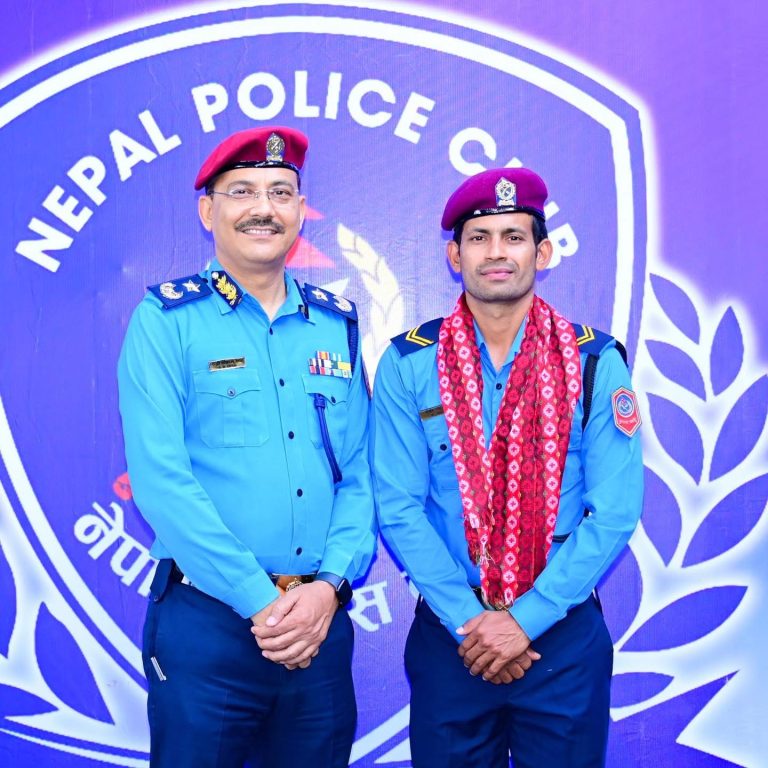 आरिफलाई प्रहरीको विशेष बढुवा
